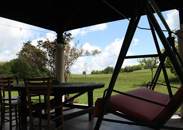 Ecofit Povlen 度假居 *